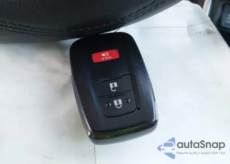 2021 Toyota Rav4 Xle from USA, damaged, VIN 2T3W1RFV0MC158176